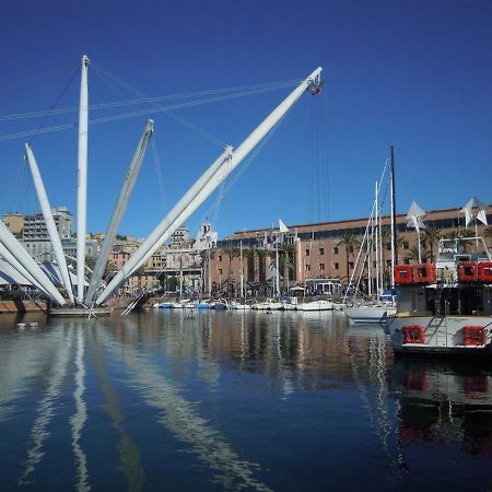 Una Porta Sul Porto Antico Genua Exterior foto
