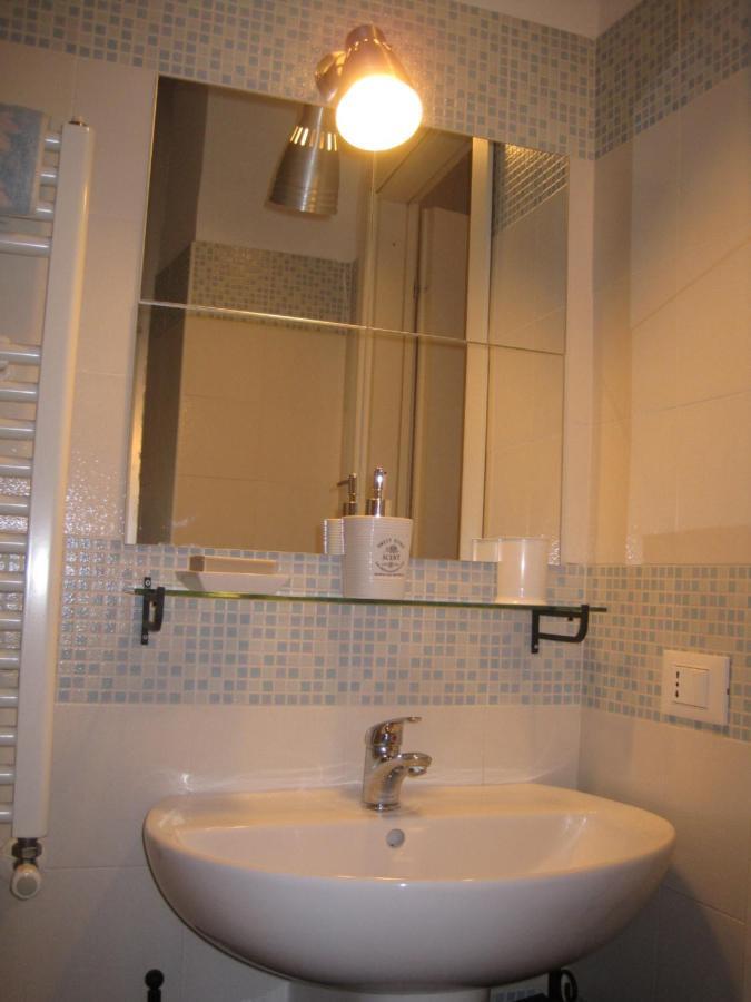 Una Porta Sul Porto Antico Genua Zimmer foto